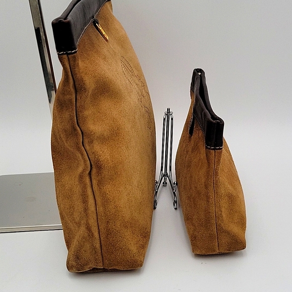 Loewe Tan and Black Clutch LARGE ONLY - Picture 4 of 14